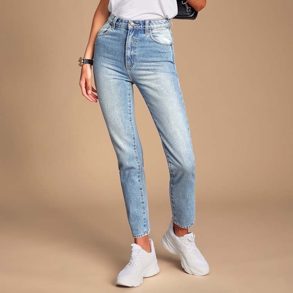 Rolla’s Light Blue High-Waisted Jeans